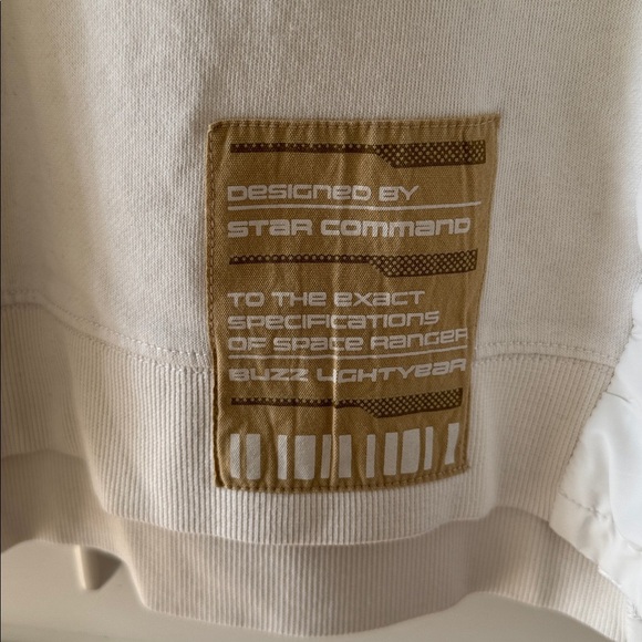 DISNEY PARKS Star Command Buzz Lightyear Sweatshirt Off White Sweater Size LG - Picture 3 of 9